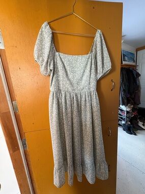 Midi Dress, Light Sage Floral